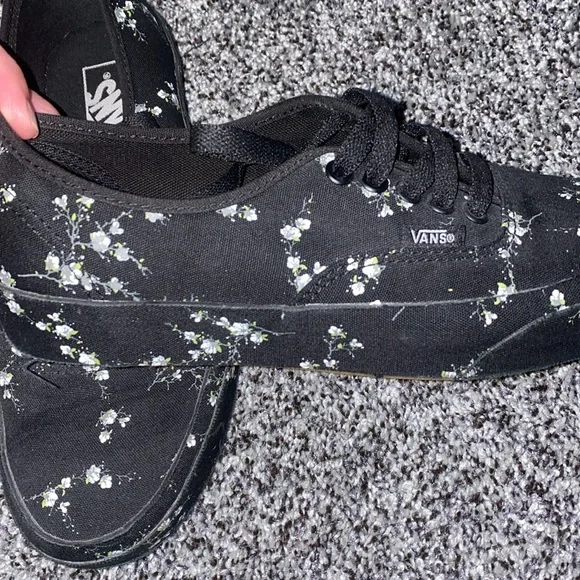 Vans sneakers - Picture 2 of 6